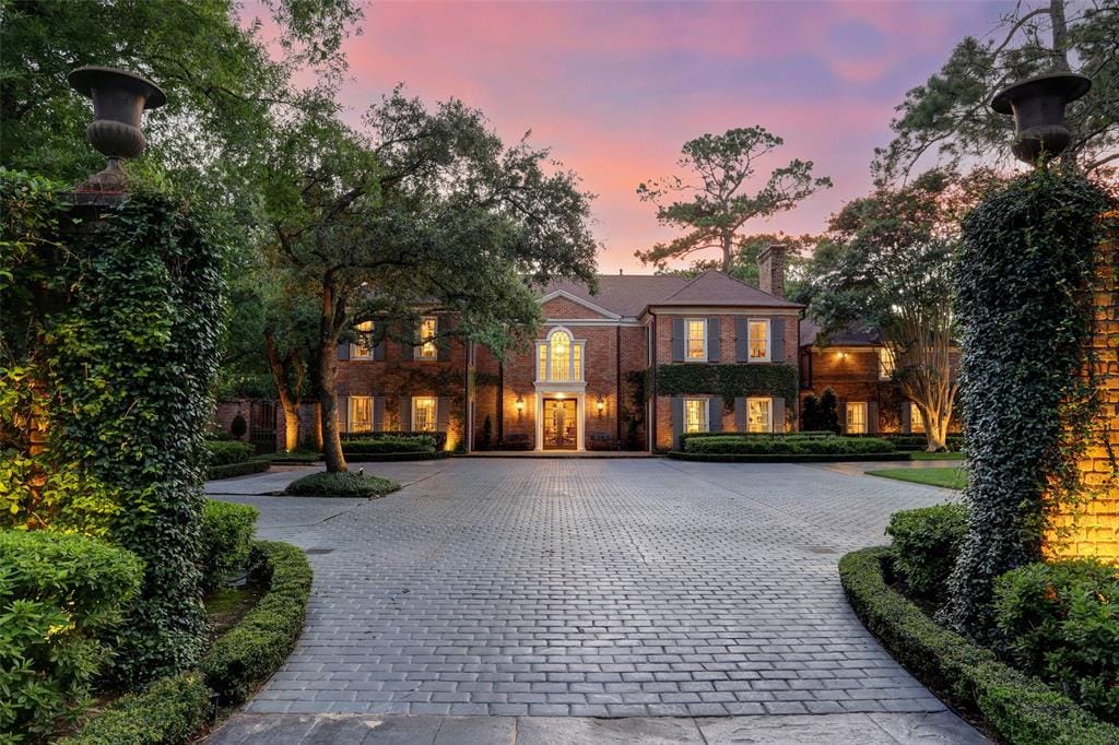 Houston Housing Market: A Detailed Analysis for January 2025