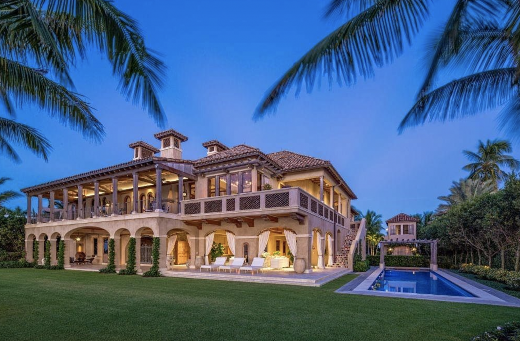 Naples, FL Housing Market: A Year of Contrasts